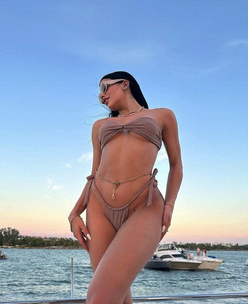 Valeria Puta de Compañía en Ibiza